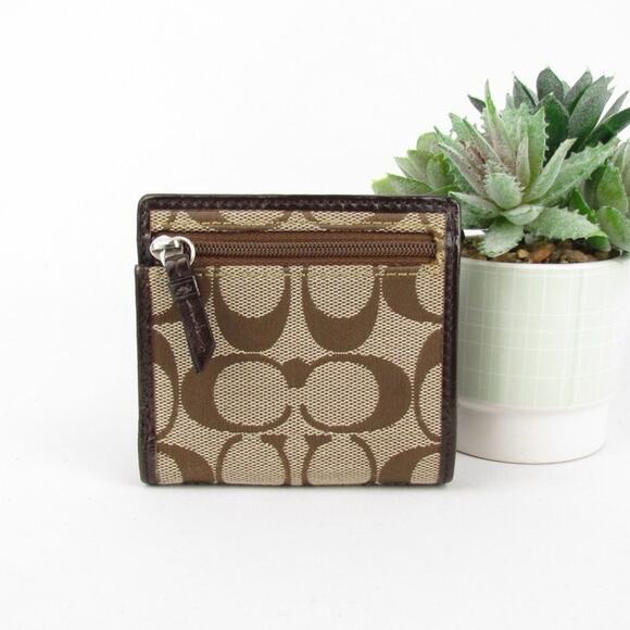 Coach Signature Small Brown Wallet - Picture 2 of 8